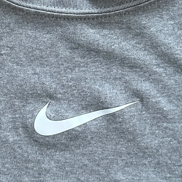 Nike Women's Grey Short Sleeve Dri-Fit Top (M) - Picture 5 of 6